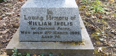 Crombie Churchyard